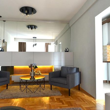 Sky Lux Apartman Gornji Milanovac Exterior foto